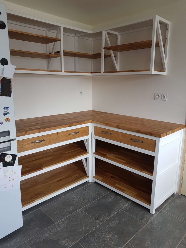 Cuisine inspiration hemnes ikea rustique blanc et chêne sur mesure