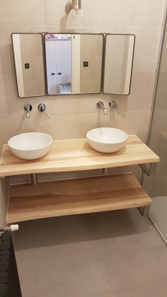 Meuble salle de bain frêne courbe