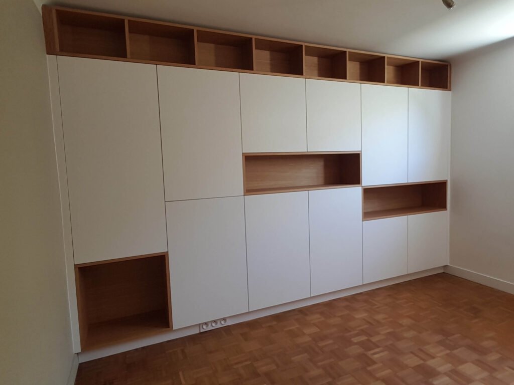 Meuble de bureau blanc alpin w1100 avec niches chêne