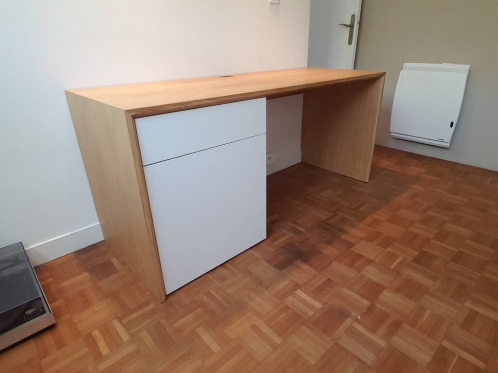Bureau plateau plaqué chêne