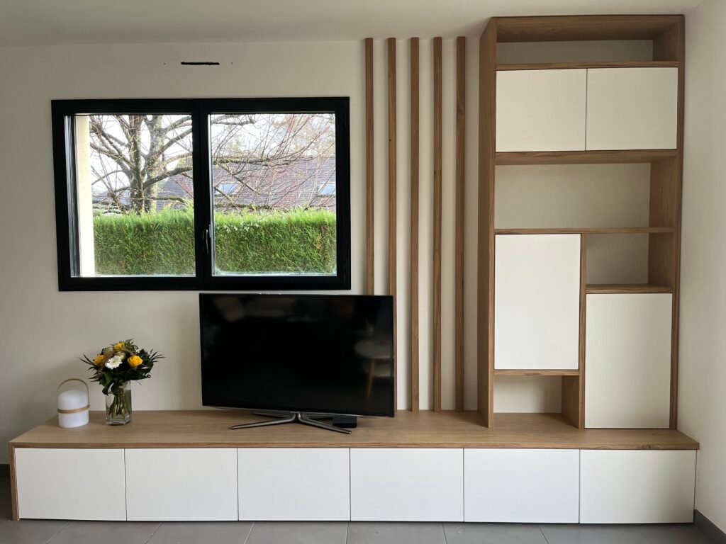 Meuble TV claustra chêne blanc
